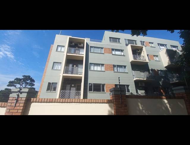 2 BEDROOM FLAT FOR SALE IN WINDERMERE